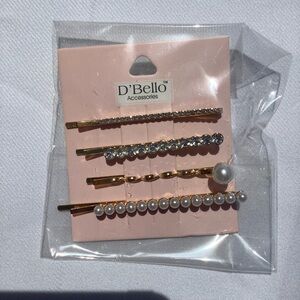 D’Bello Set of 4 Hair Pins